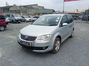 Volkswagen Touran 2007 Silver