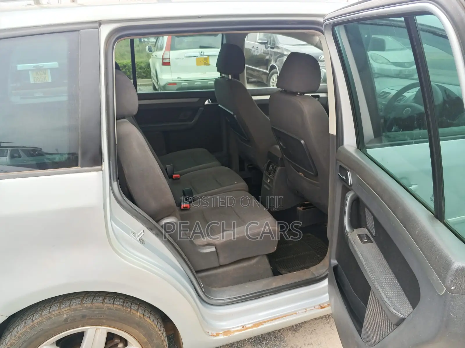 Volkswagen Touran 2007 Silver