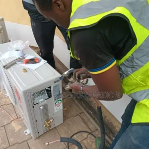 Air Conditioner Installation and Gas Refilling