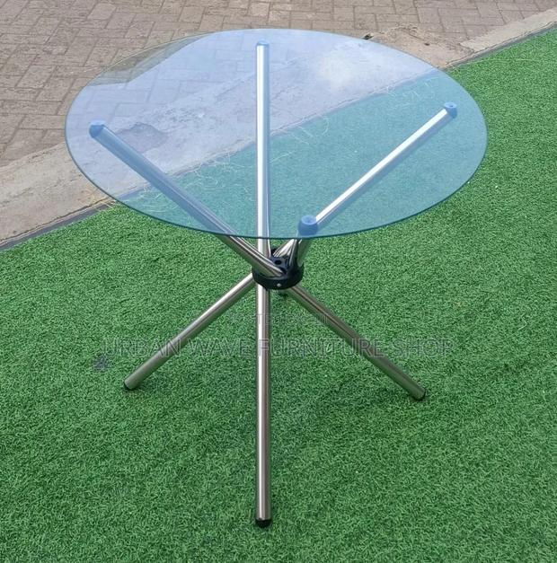 Round Side Cocktail Tables