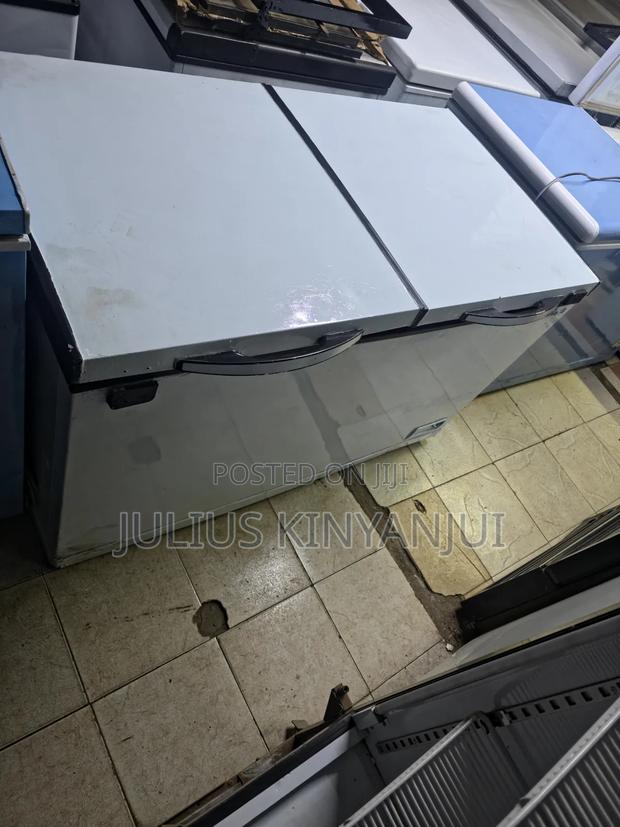 Closed Deep Freezer - main view