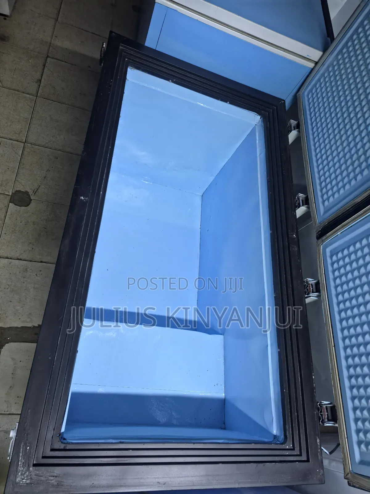 Closed Deep Freezer