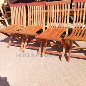 Mahogany Curved Wooden Foldable Outdoor Chairs
