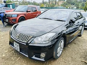 Toyota Crown 2010 Black