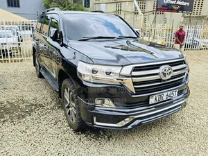 Toyota Land Cruiser 2012 Black