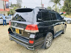 Toyota Land Cruiser 2012 Black