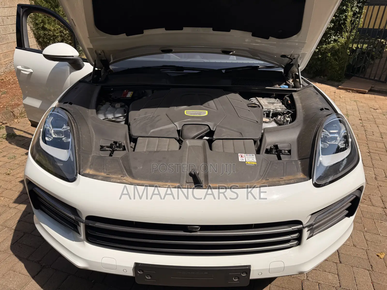 Porsche Cayenne E-Hybrid Coupe 2022 White