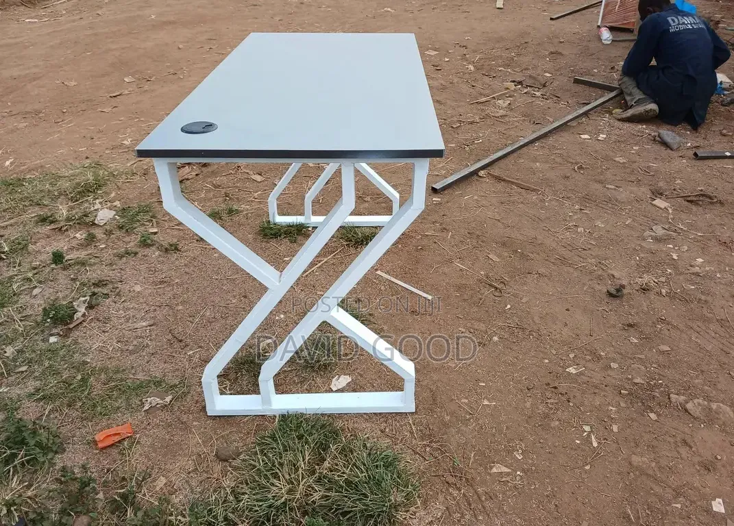 Metallic White Table