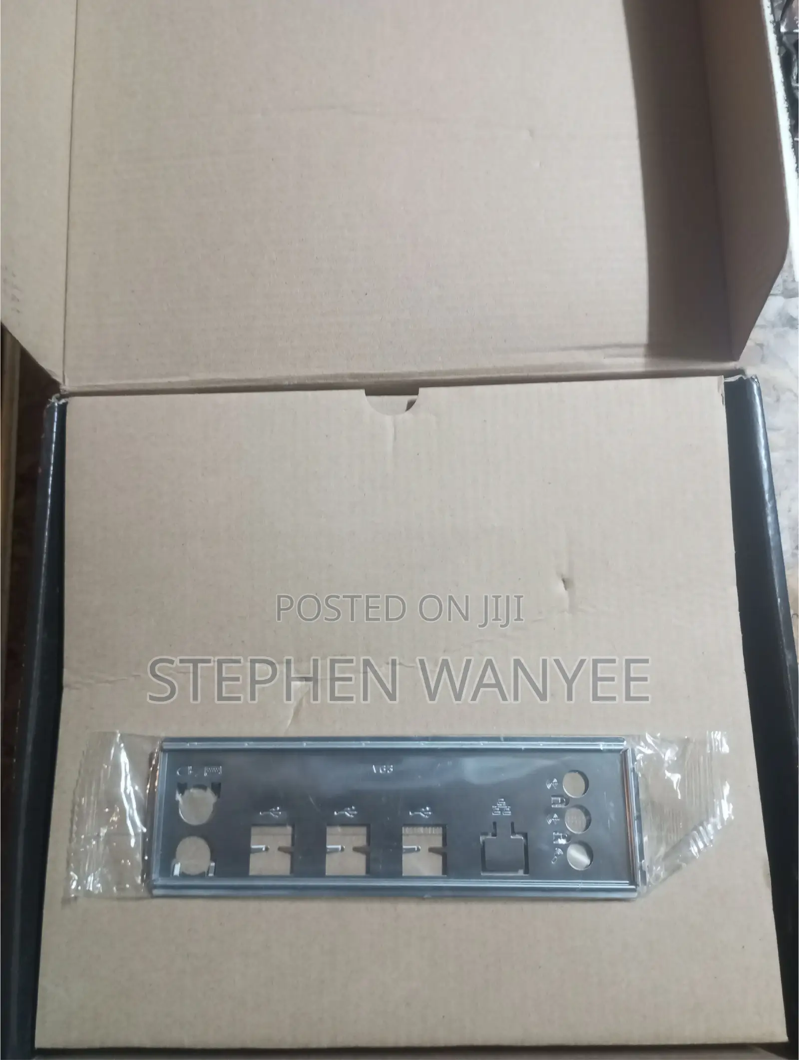 X79 MotherBoard and Xeon E5-2689