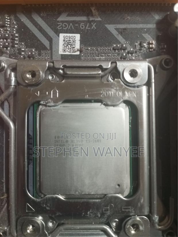 X79 MotherBoard and Xeon E5-2689 - thumbnail 4
