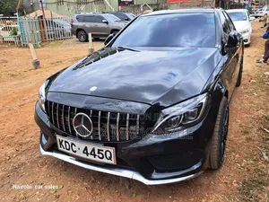 Mercedes-Benz C200 2015 Black