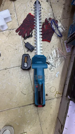 Cordless Electric Hedge Trimmer