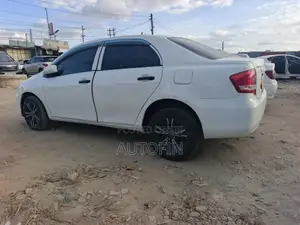 Toyota Axio 2010 White