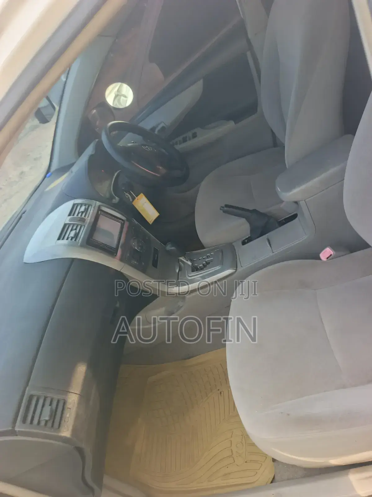 Toyota Axio 2010 White