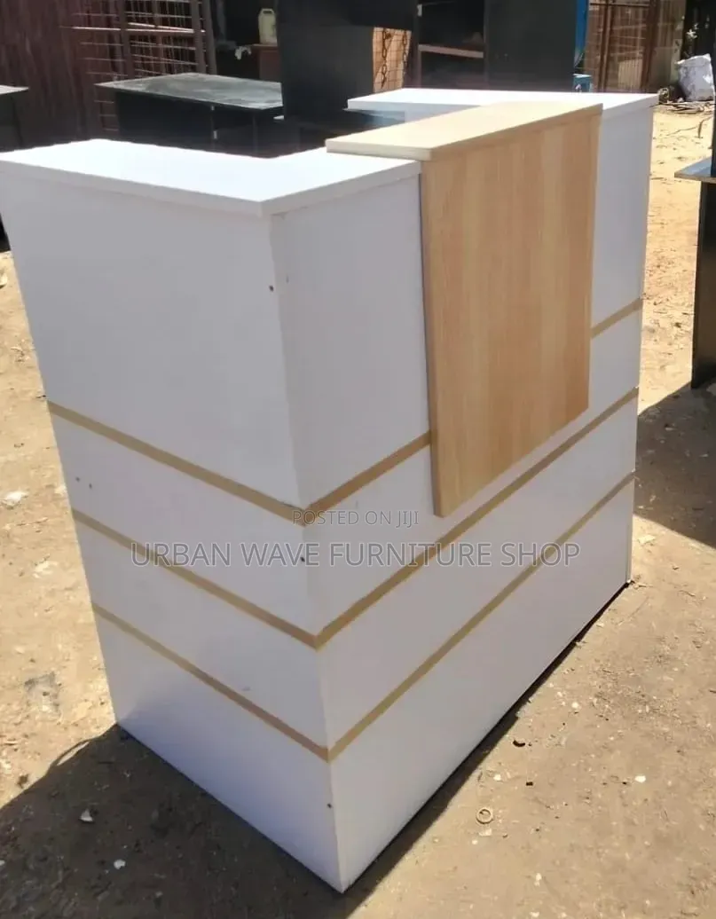 Classical Receptor Desk