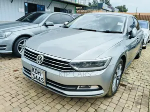 Volkswagen Passat 2015 Silver