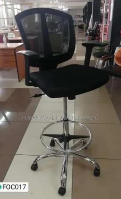 Black Swivel Chairs - thumbnail 2