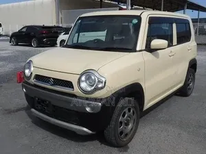 Suzuki Hustler 2019 Beige