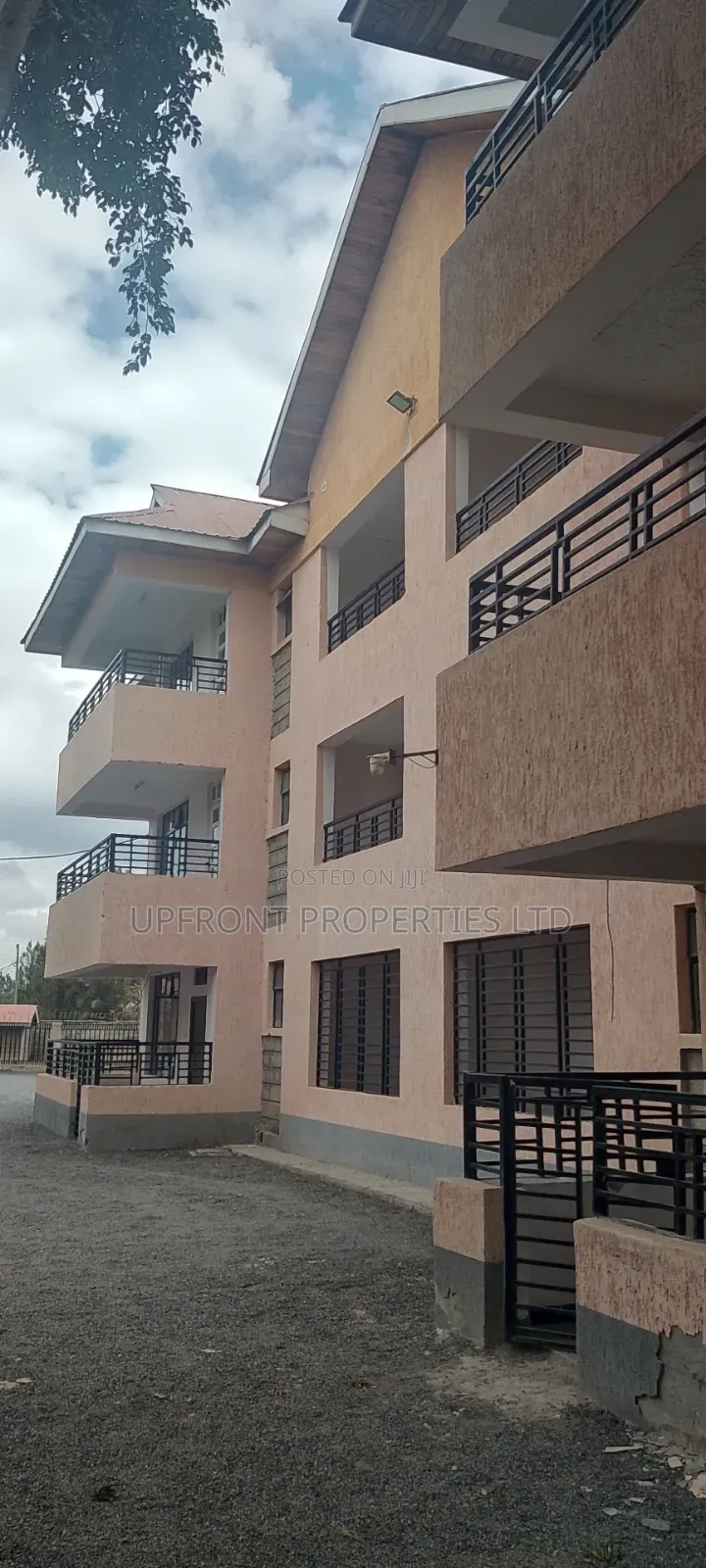 2bdrm Block of Flats in Paulgate Estate, Joska for rent