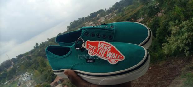 Vans Size 38off the Wall