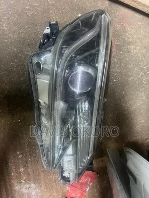 Mark X Headlight