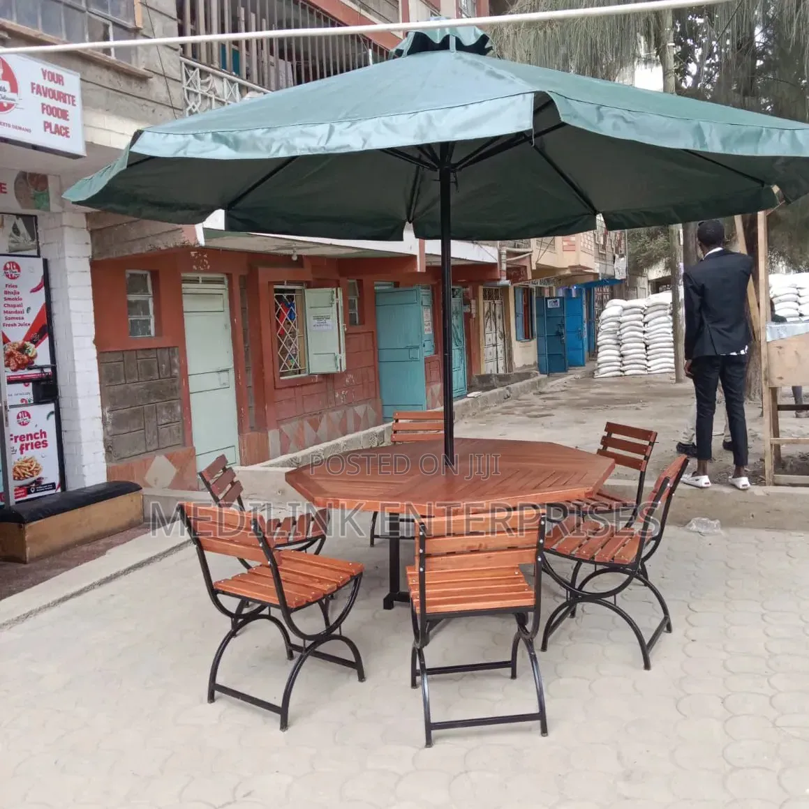 Zou PVC Canvas +Octagon Table+parasol