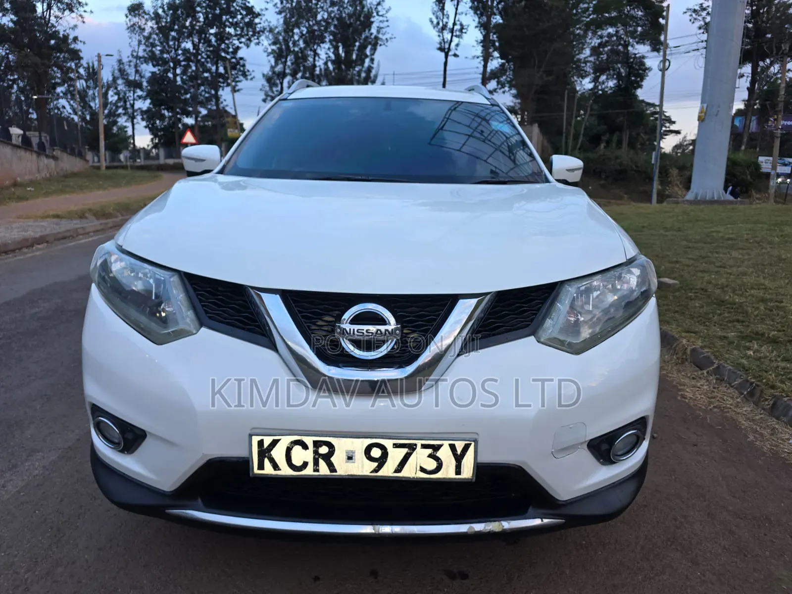 Nissan X-Trail 2.0 Petrol AWD 2014 White