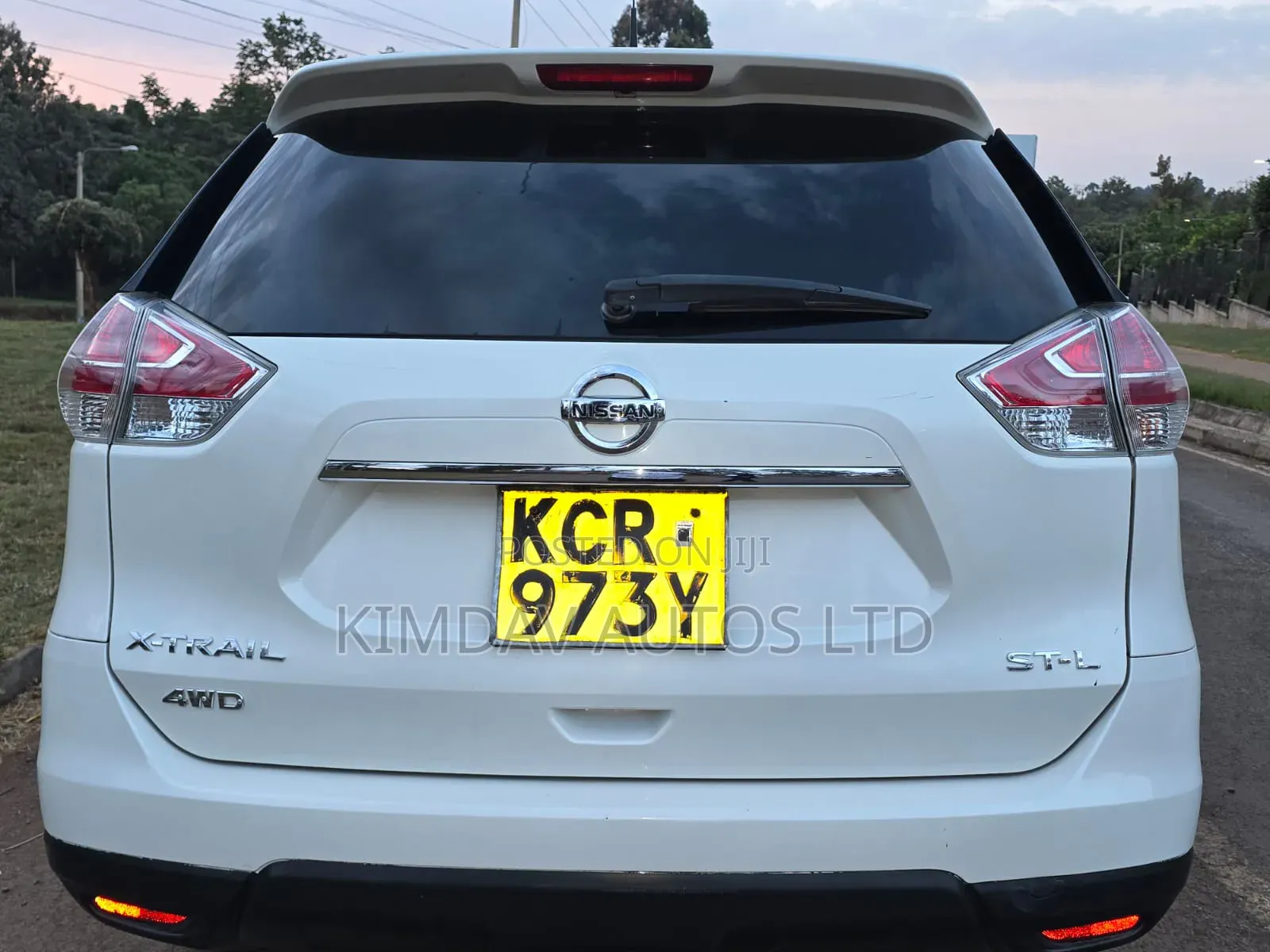 Nissan X-Trail 2.0 Petrol AWD 2014 White