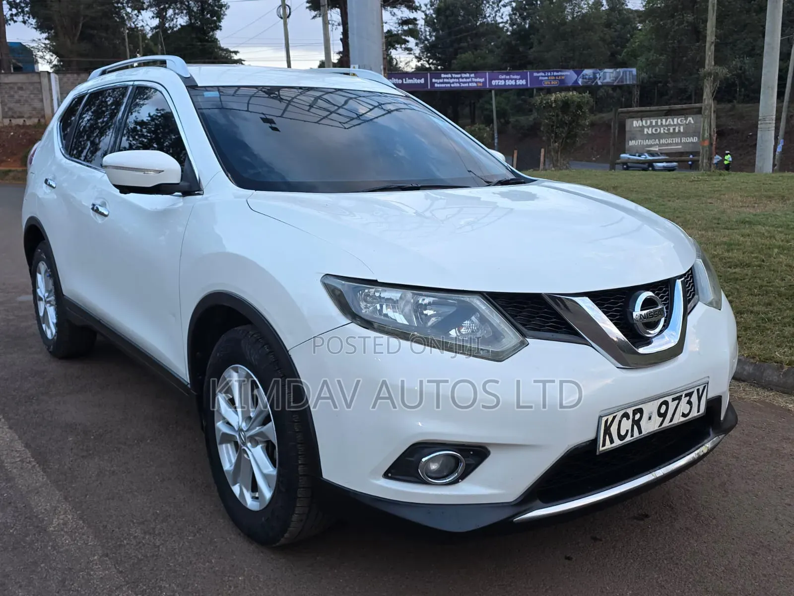 Nissan X-Trail 2.0 Petrol AWD 2014 White