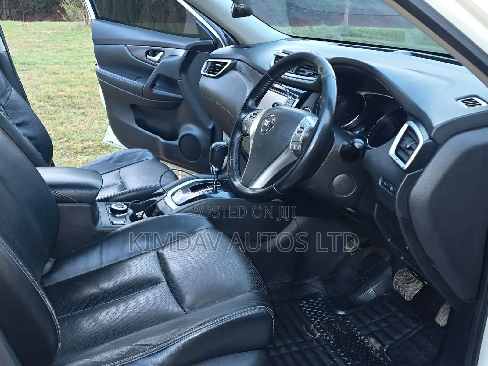 Nissan X-Trail 2.0 Petrol AWD 2014 White