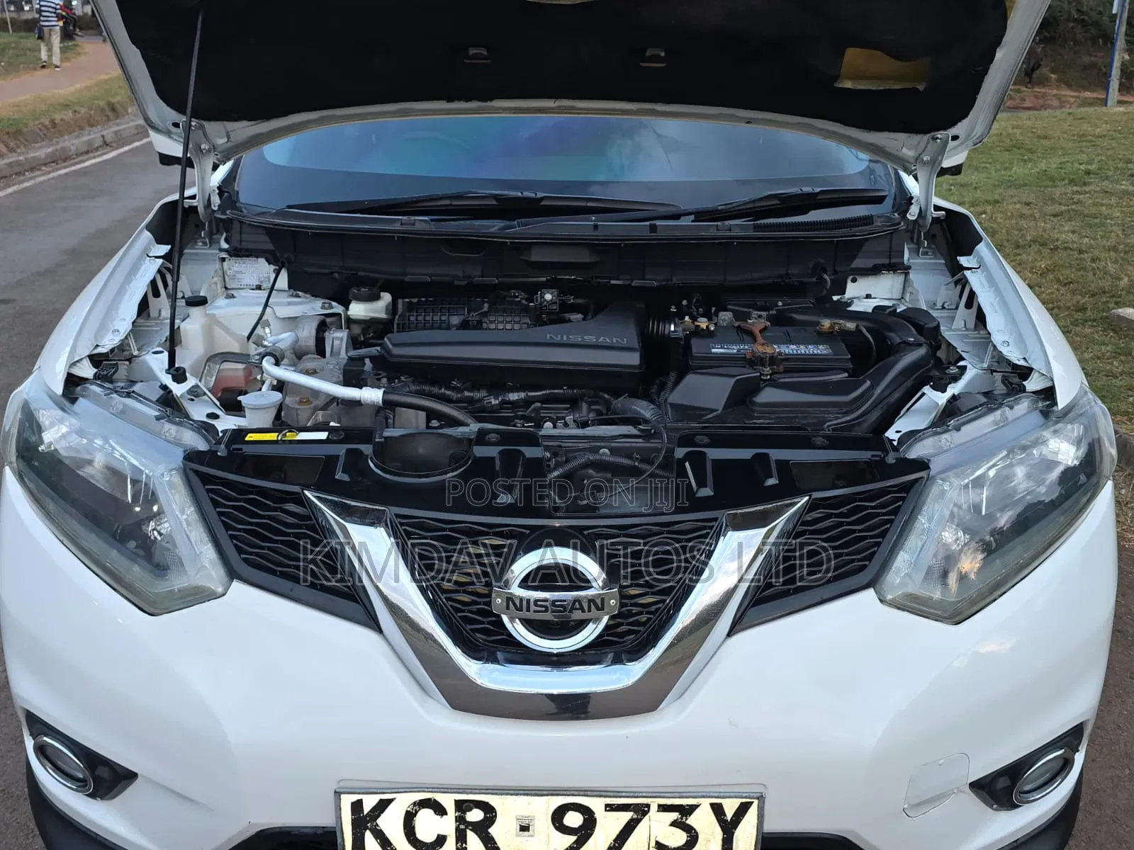 Nissan X-Trail 2.0 Petrol AWD 2014 White