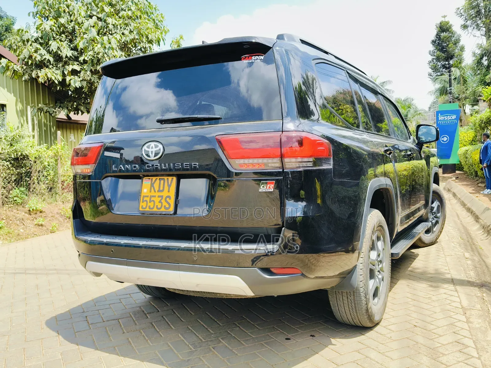 Toyota Land Cruiser LC300 2024 Black