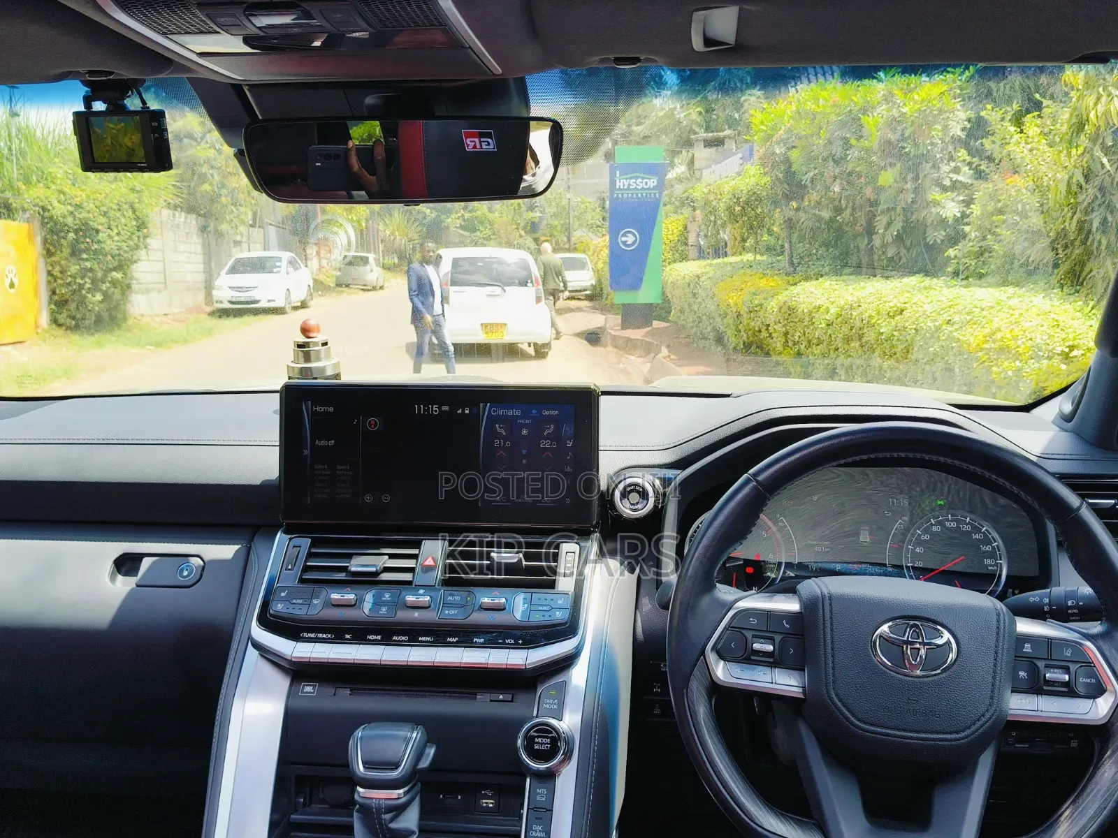 Toyota Land Cruiser LC300 2024 Black