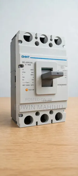 McCb 3pole 400amps