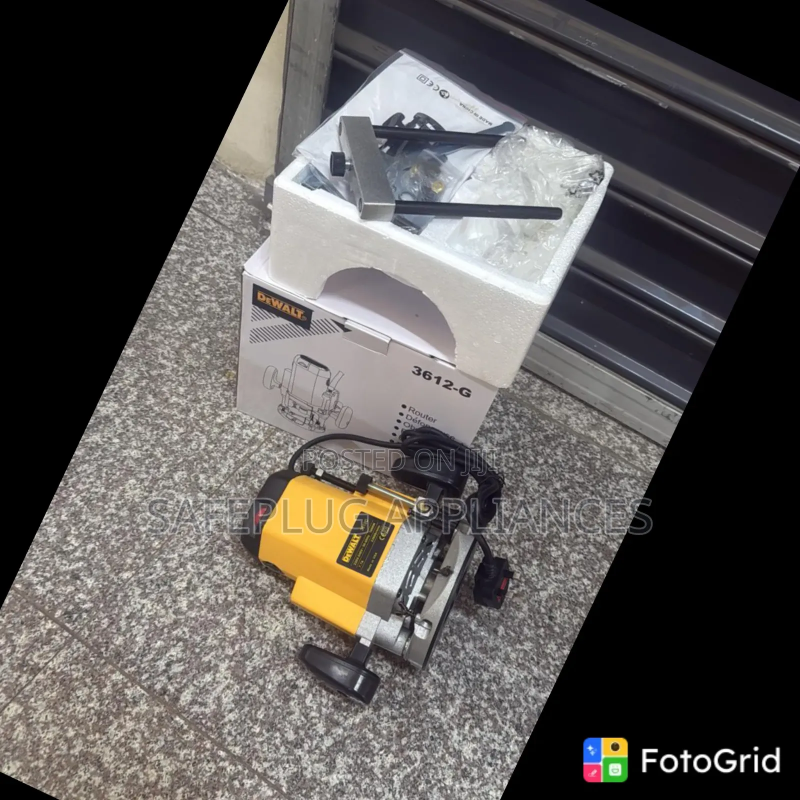 DeWalt Wood Router Machine – Heavy-Duty Carpentry Furniture Tool