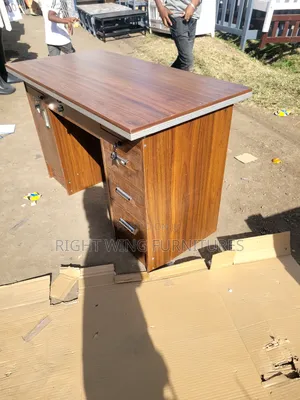 Strong Modern Executive 1.2m Table