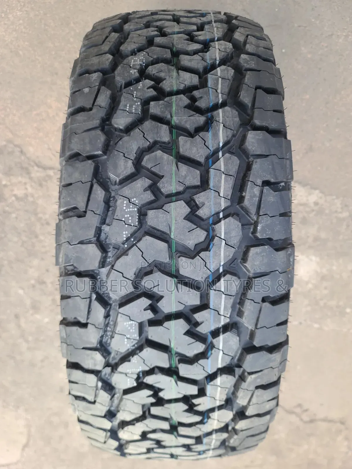 285 /65 R18 Comforser Tyres Cf1100 a/T All-Terrain