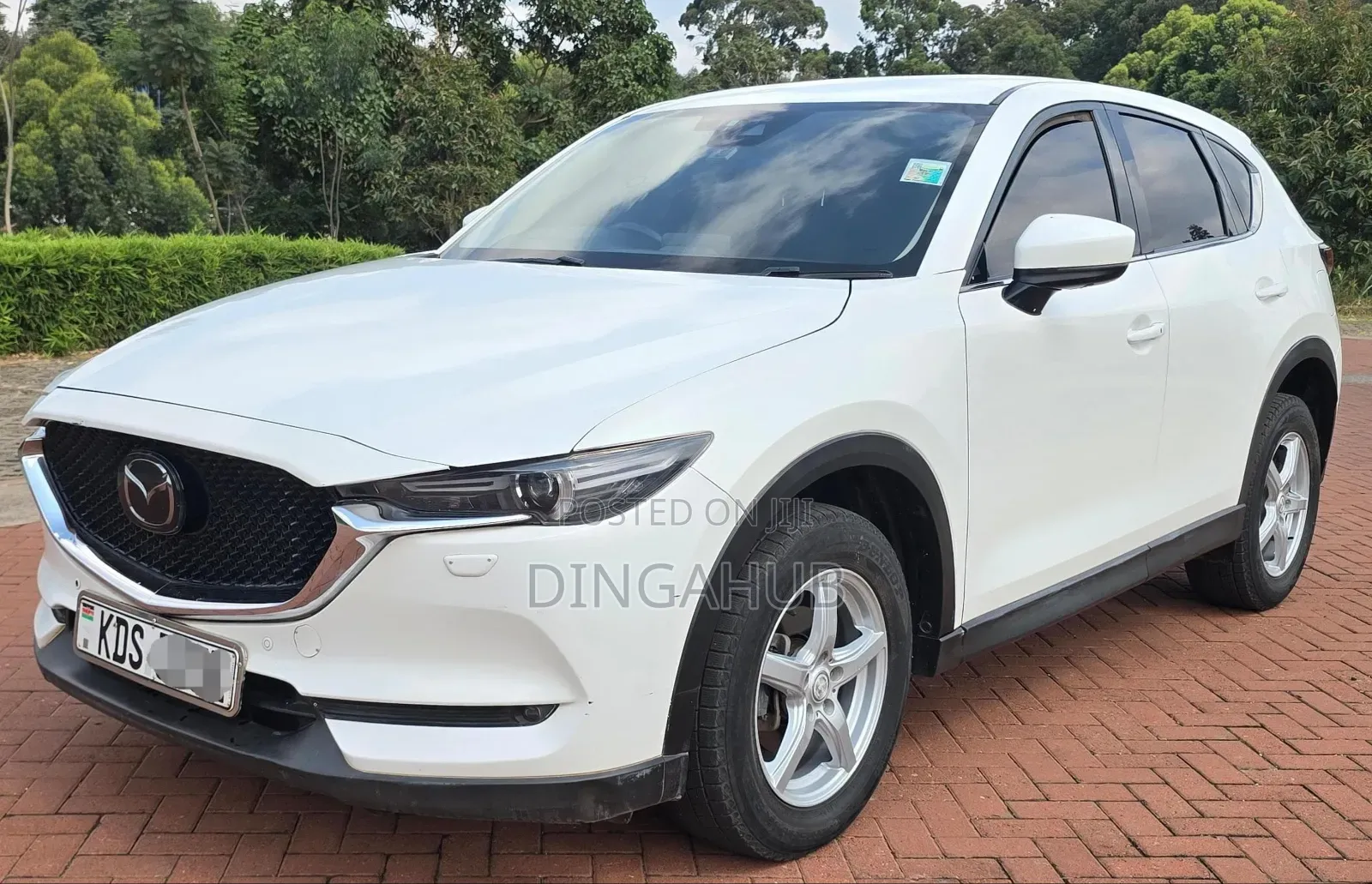 Mazda CX-5 Touring FWD 2017 White