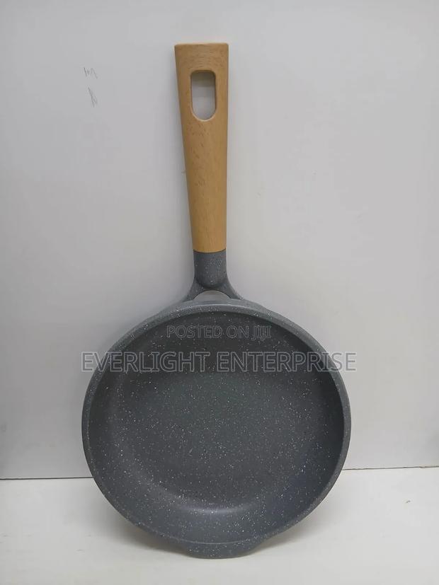 *MGC Co. HEAVY GAUGE Granite Frying Pa