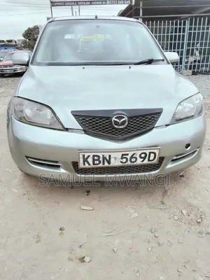 Mazda Demio 2005