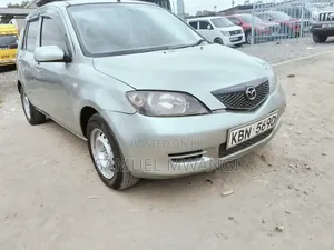 Mazda Demio 2005