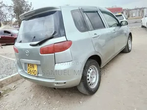 Mazda Demio 2005