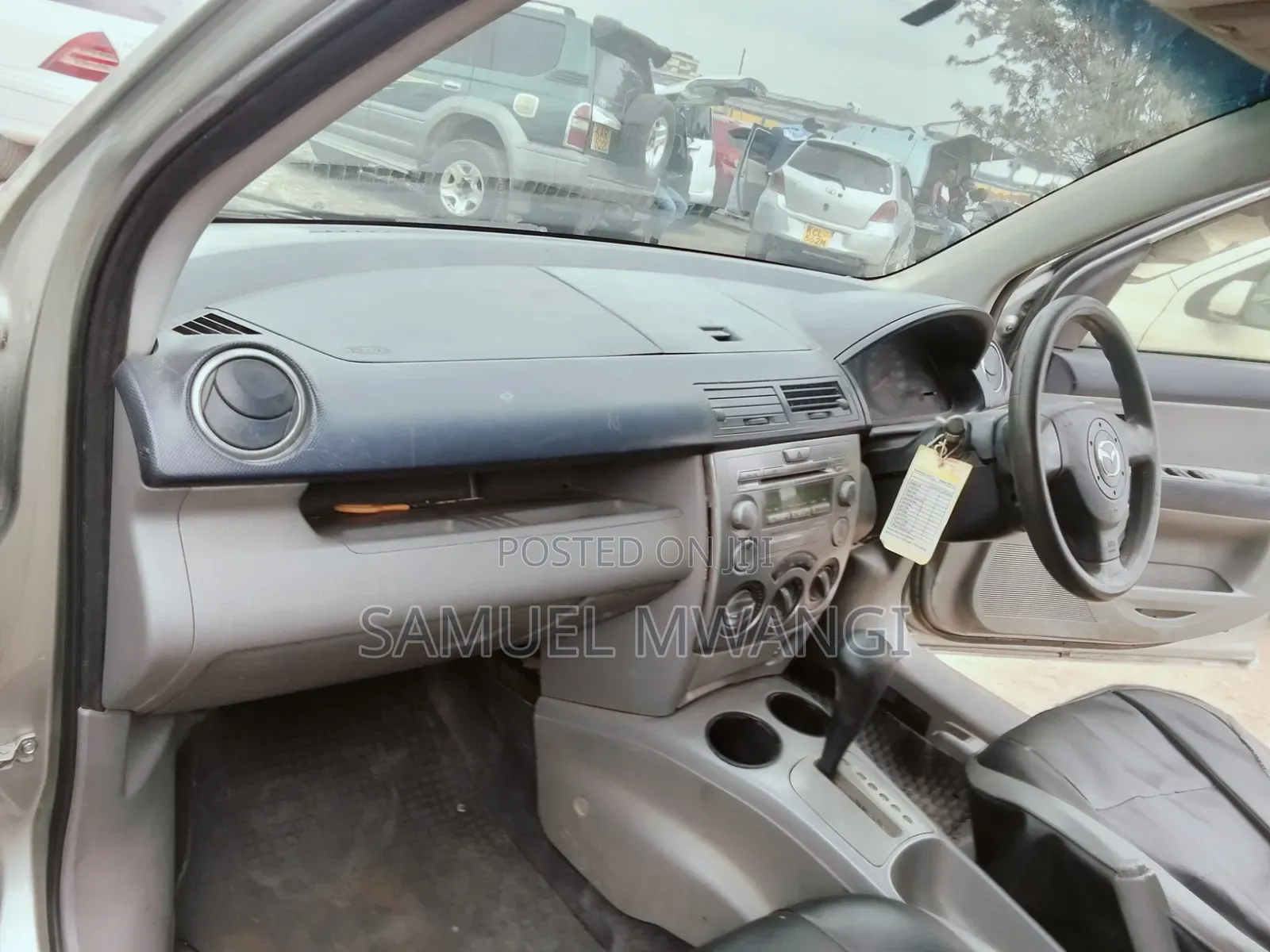 Mazda Demio 2005