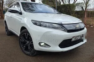 Toyota Harrier 2.5 Hybrid 4WD 2014 White