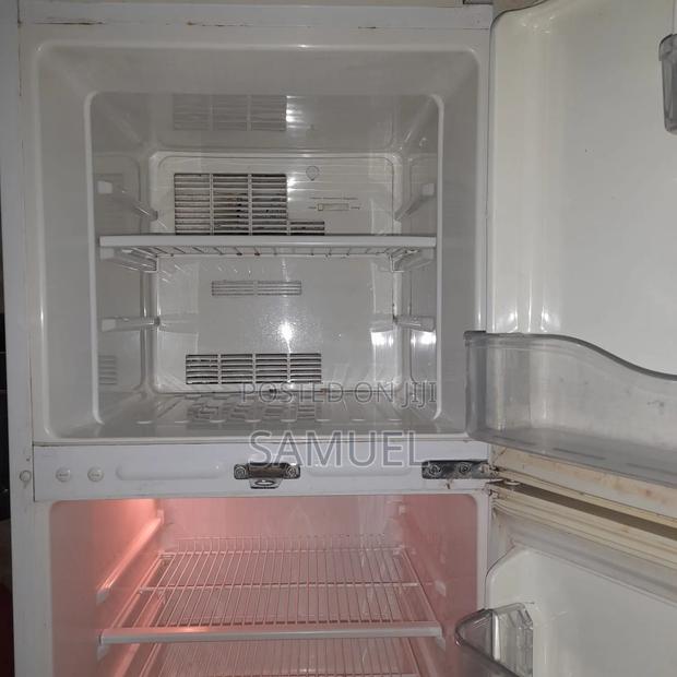 Selling Fridge for Parts - thumbnail 3