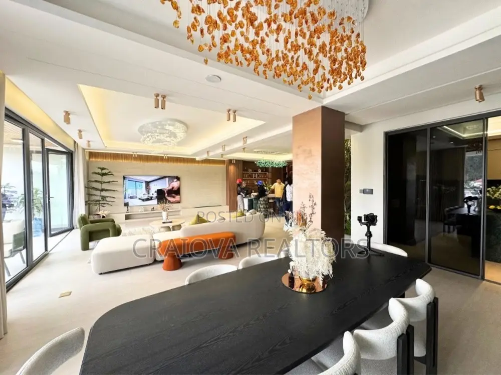 5bdrm Apartment in Spring Valley for sale