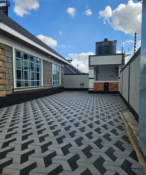 3bdrm Bungalow in Kwa Kairu for sale