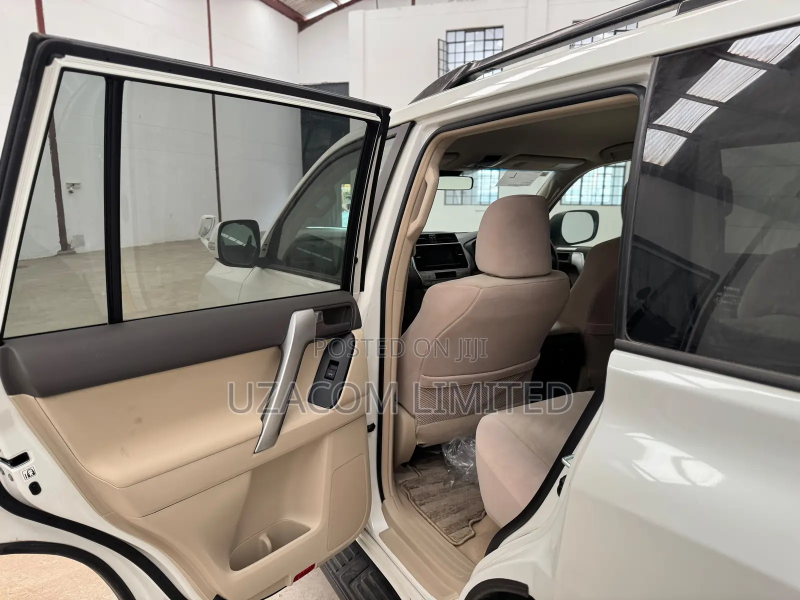 Toyota Land Cruiser Prado 2021 White