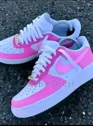 Oll Sell Shoes