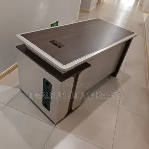 Executive Office Desk 1.4M - Modern Manager Table